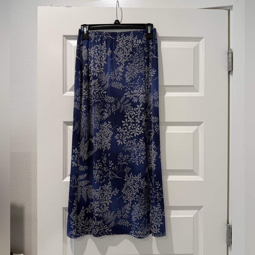 Vintage Scene 1 Floral Blue Women's Skirt with Side Slit
